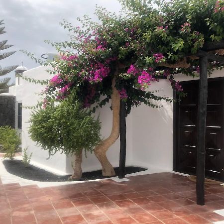 Villa Mare Bella Chao Sea View Private Heated Solar Pool Ac Puerto del Carmen  Luaran gambar