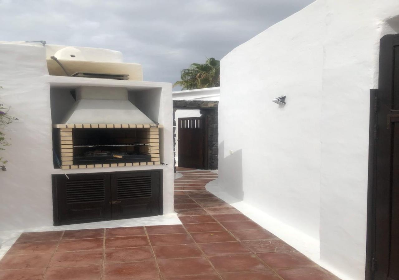 Villa Mare Bella Chao Sea View Private Heated Solar Pool Ac Puerto del Carmen  Luaran gambar